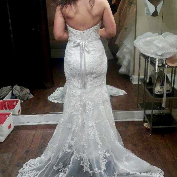 Stella York Wedding Dress 6220 - Picture 7 of 7